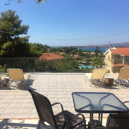 Despina Studios And Lejlighed Lassi (Kefalonia)