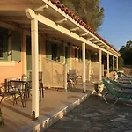 Despina And Lassi (Kefalonia)