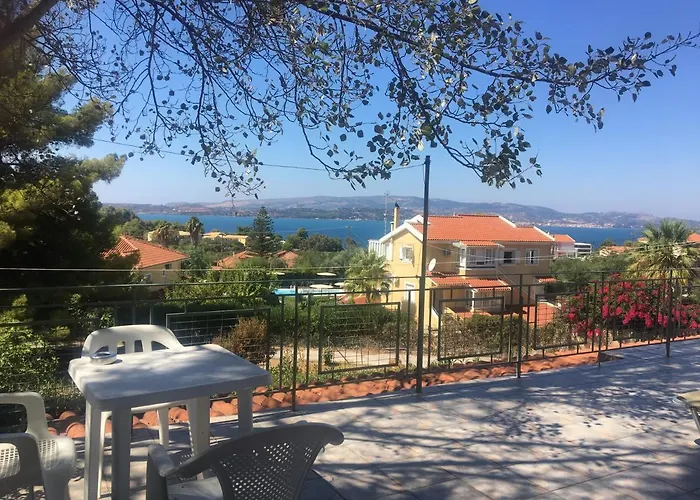 公寓 Despina And *