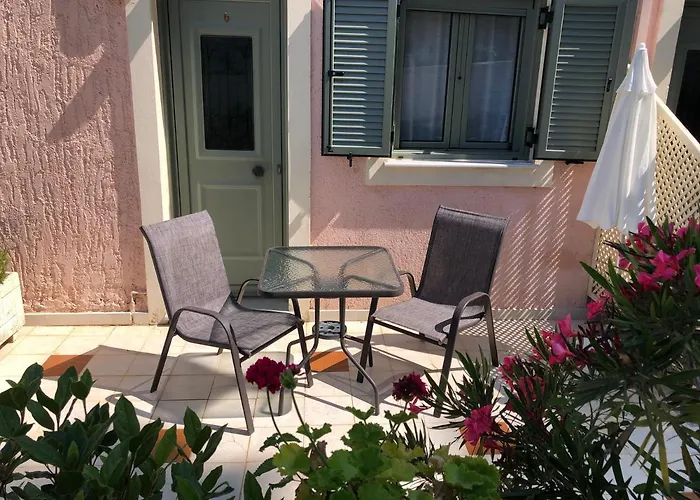 Despina And 公寓 拉瑟